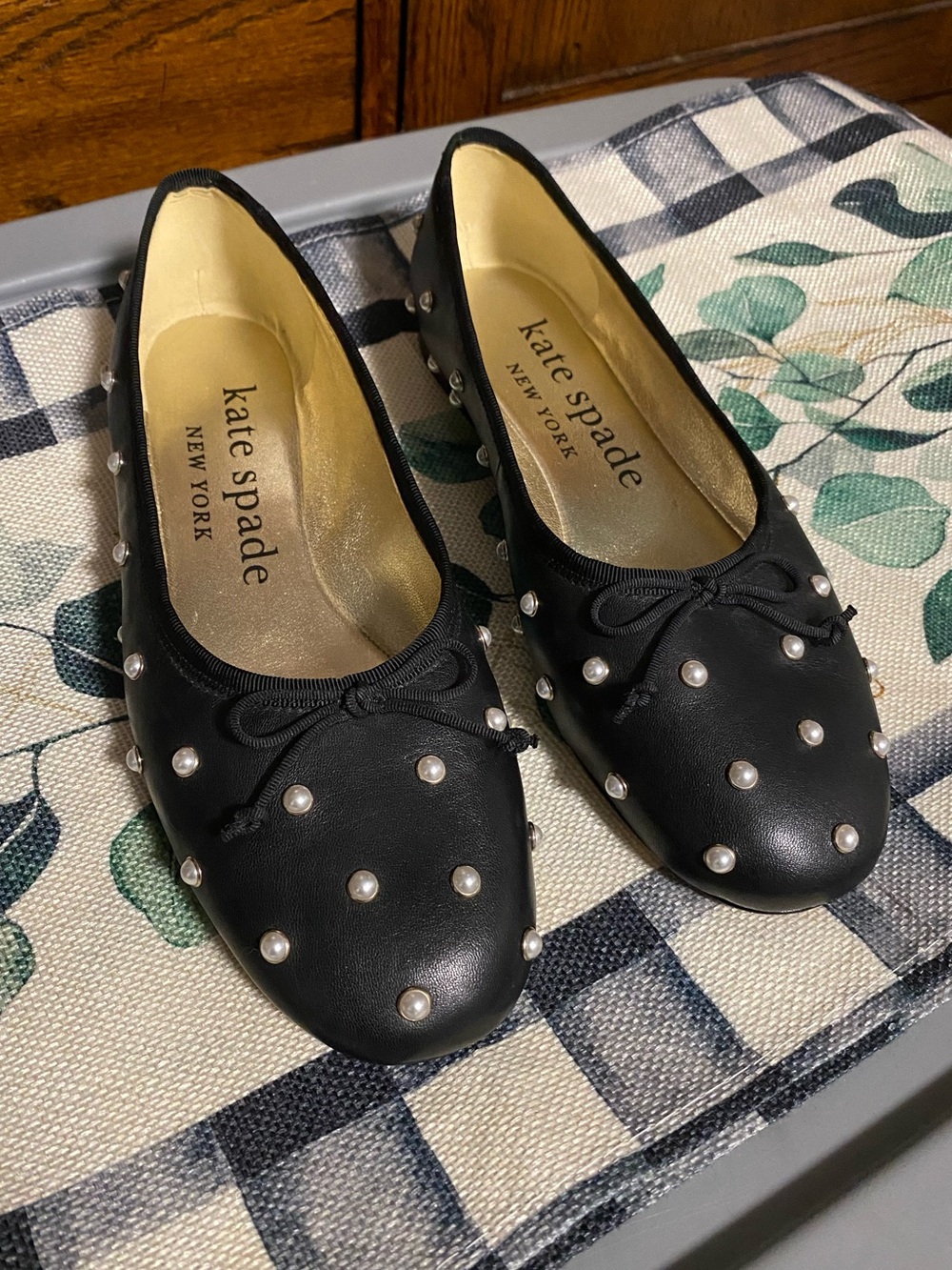 kate spade Black Leather Honey Pearl-Studded Ballet Flats, 8 women’s